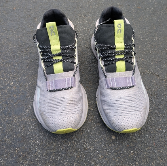 On Running Cloudnova Women's Sneakers Size 8 - Picture 2 of 6